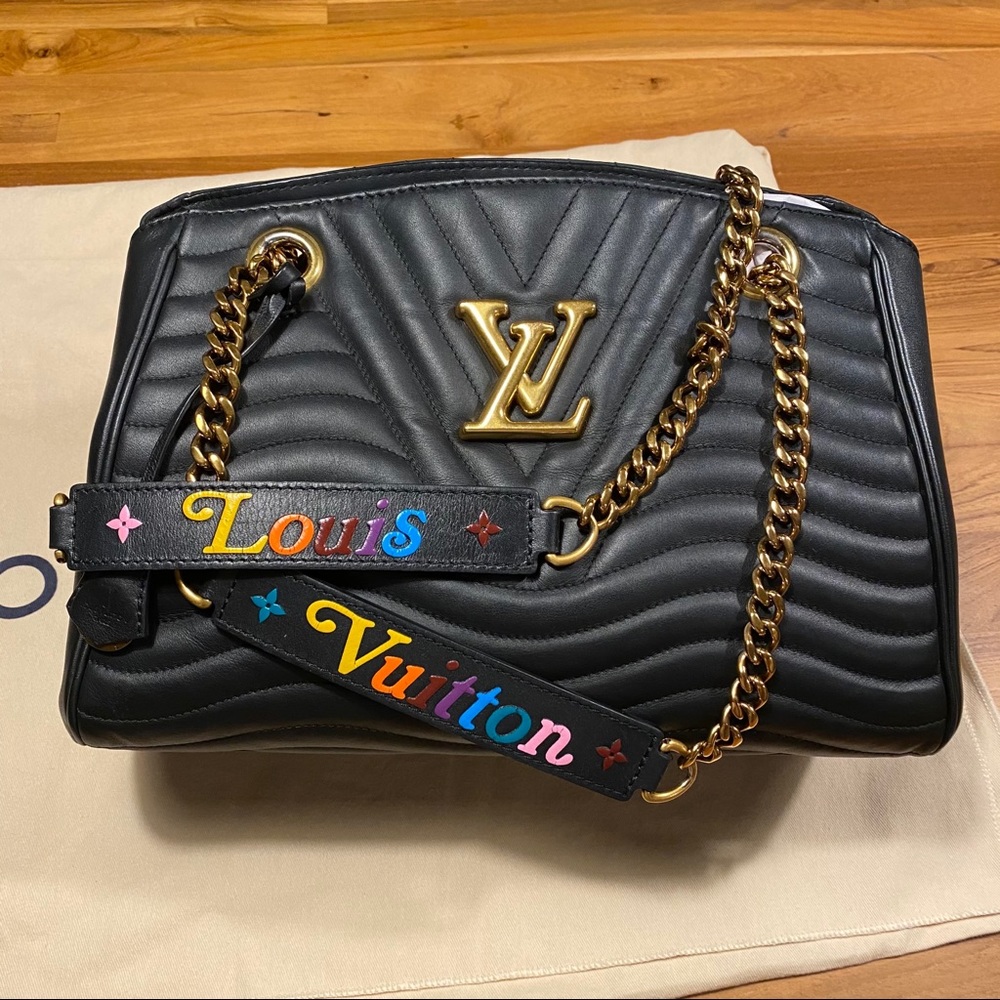 🚫SOLD🚫 Louis Vuitton New Wave Chain Tote Black